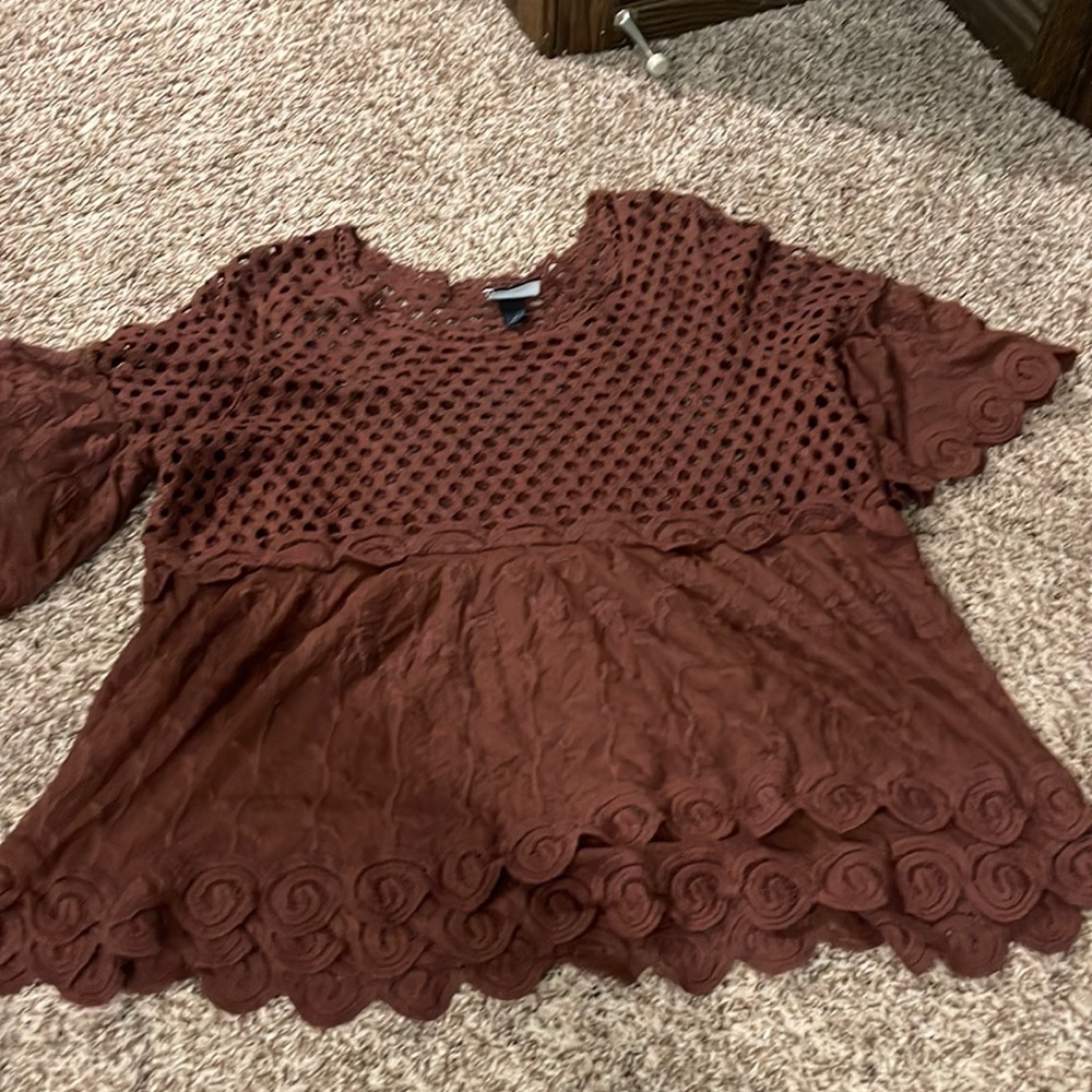Day trip shirt size xl